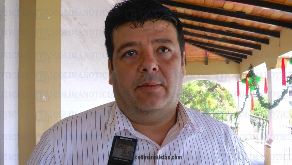 Regidor panista desaprueba acusaciones de un grupo de sombrilleros de Cuyutlán - Colima Noticias - regidor-jose-luis-lopez-gonzalez1