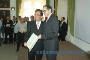 SECRETARIOS RECIBEN TITULARIDAD16