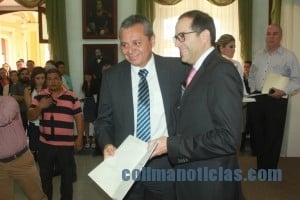 SECRETARIOS RECIBEN TITULARIDAD6