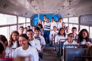 Gabriela Benavides transporte escolar gratuito en el Cetis84