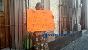 Adultos mayores piden limosna en las calles