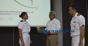 CADETES EN API MANZANILLO