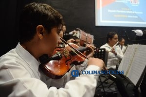 Orquesta Filarmónica Infantil de Manzanillo.
