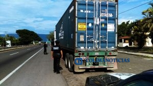Policía Federal recupera camión robado