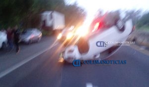 se-registra-fuerte-accidente-en-la-autopista-manzanillo-colima2