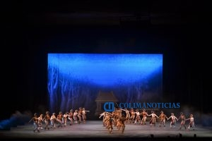 triunfa-ballet-folklorico-en-el-auditorio-telmex_h