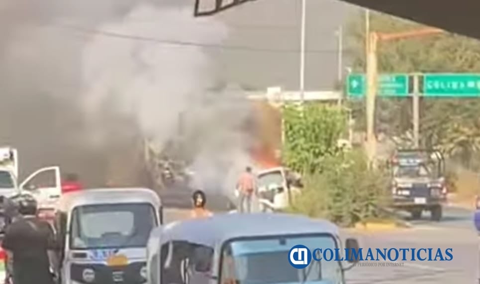 Choque Entre Una Camioneta Y Dos Mototaxis Termina En Incendio Por La