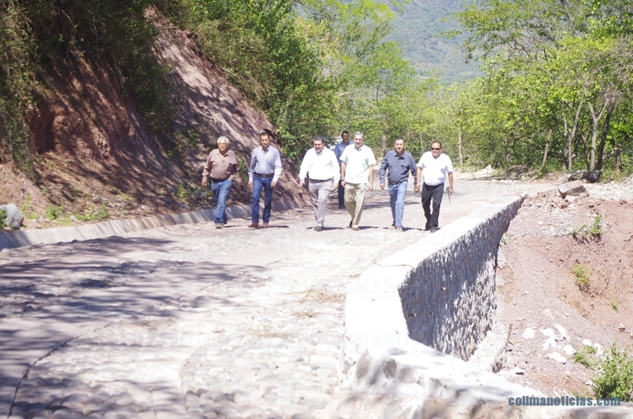 Supervisan Modernización De Vialidades En Minatitlán | Colima Noticias