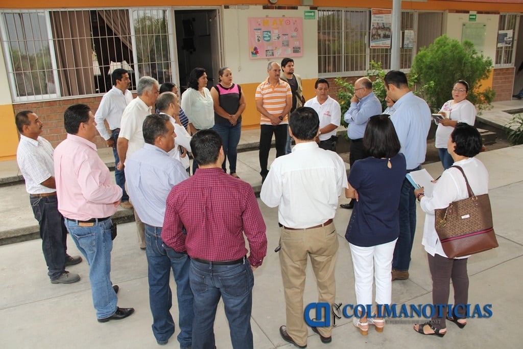 Visita El Secretario De Educaci N Planteles Escolares De Ixtlahuac N Colima Noticias