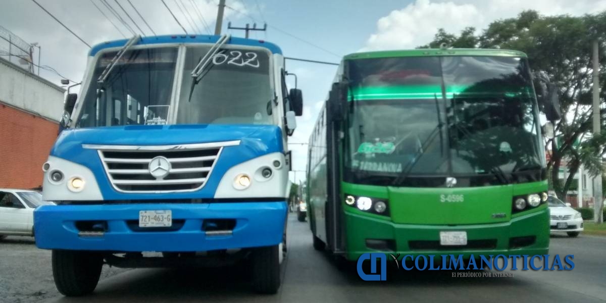 Paro masivo de transporte público en Guadalajara; piden incremento en